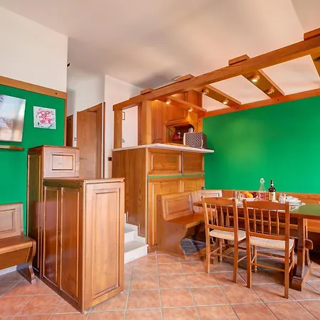 Apartment Lake Maggiore Dream Lake Front - Happy *